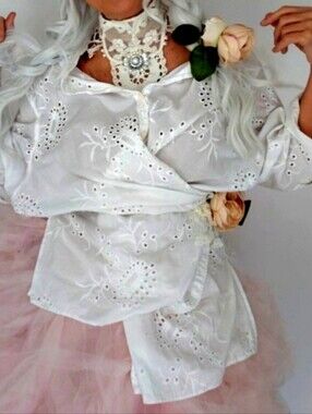 Designer White Top Vintage Lace Cotton Lace Patched Wrinkled